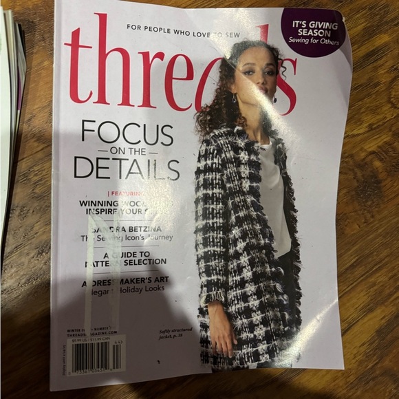 2 issues Threads Magazine - Picture 2 of 2